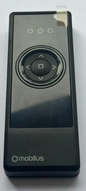 Pilot do rolet Cosmo HM3+ czarny - bez opakowania przód.jpg